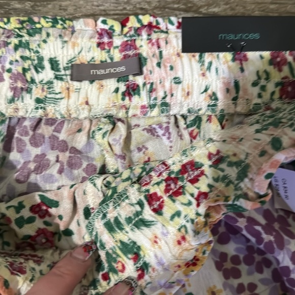 Maurice’s NWT flowy shorts - Picture 4 of 4